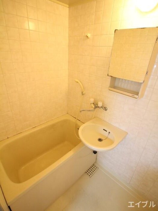 物件内観写真10　(バス／シャワールーム等)