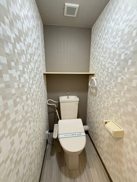 物件内観写真11　(トイレ)