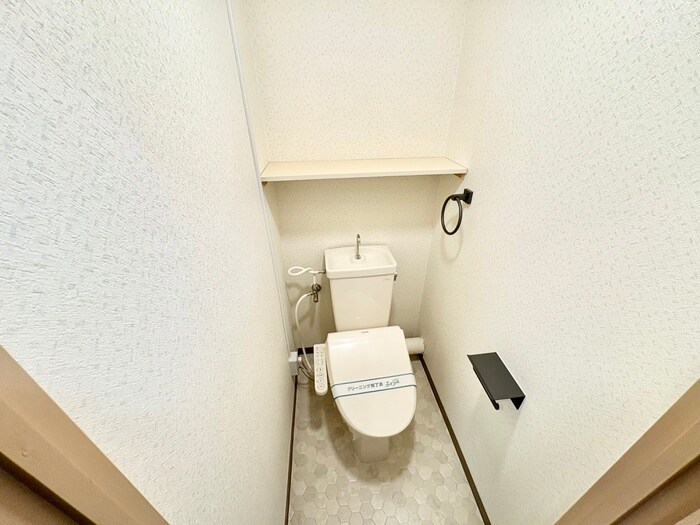 物件内観写真11　(トイレ)