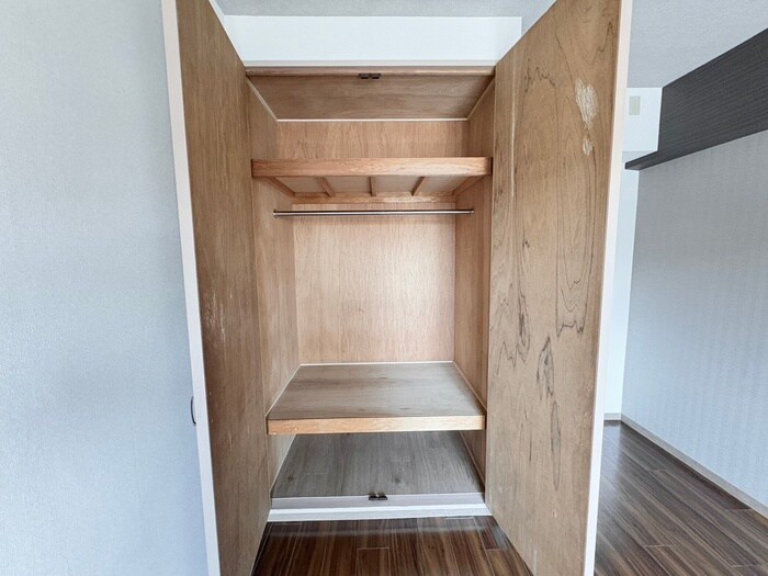 物件内観写真12　(収納)