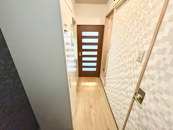 物件内観写真18　(廊下)
