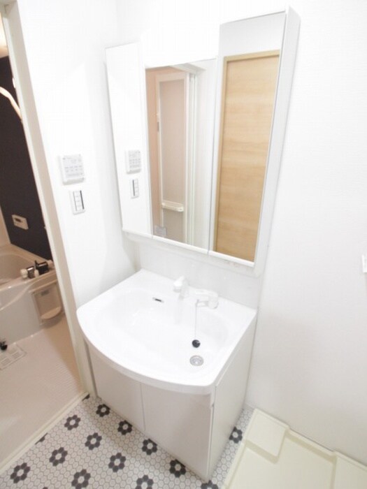 物件内観写真11　(洗面)