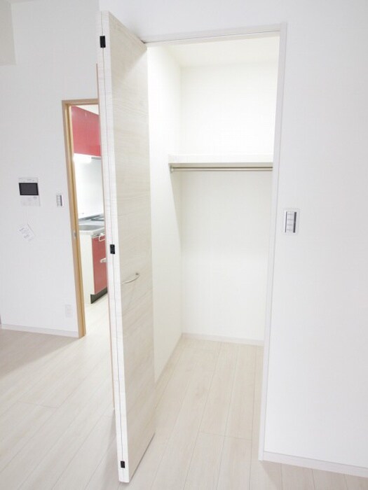 物件内観写真15　(収納)