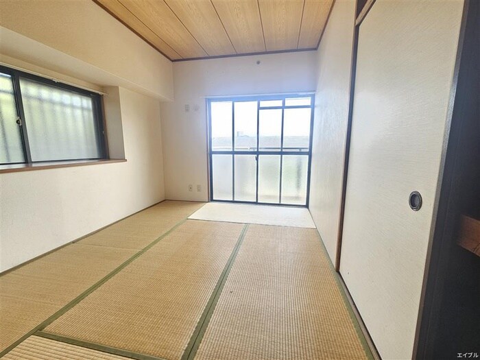 物件内観写真15　(居室)