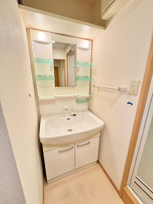 物件内観写真14　(洗面)