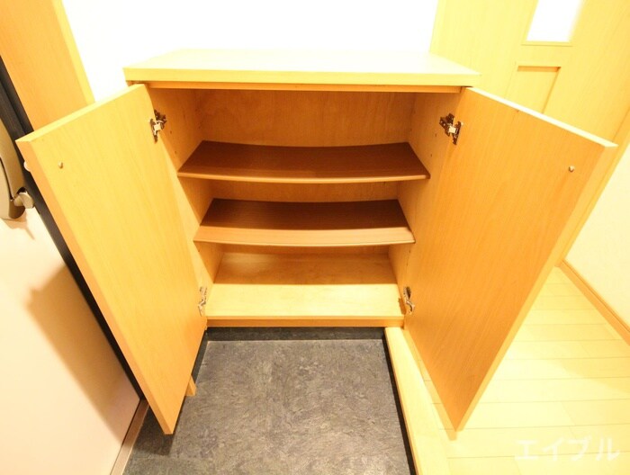 物件内観写真17　(靴箱)