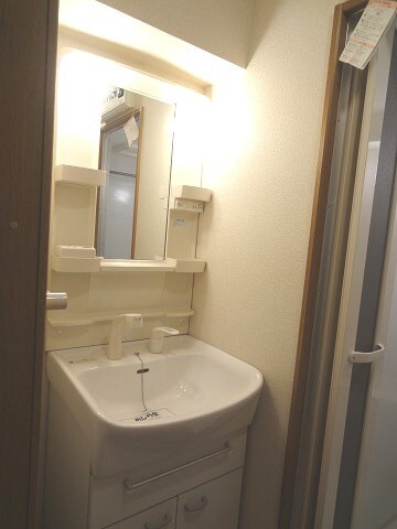 物件内観写真7　(洗面)