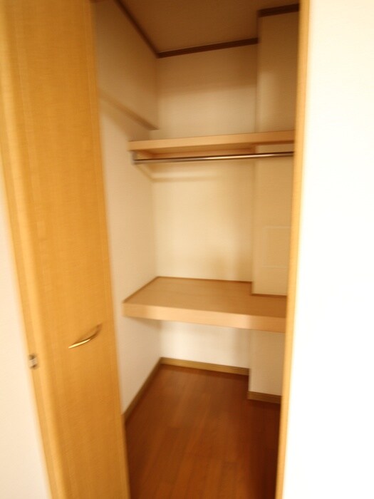 物件内観写真13　(収納)