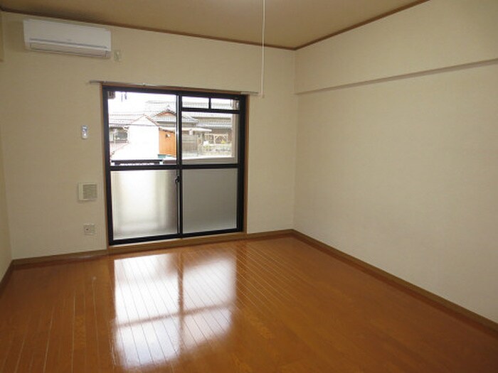 物件内観写真16　(居室)