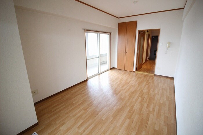 物件内観写真4　(居室)