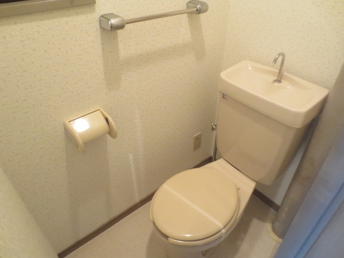 物件内観写真12　(トイレ)