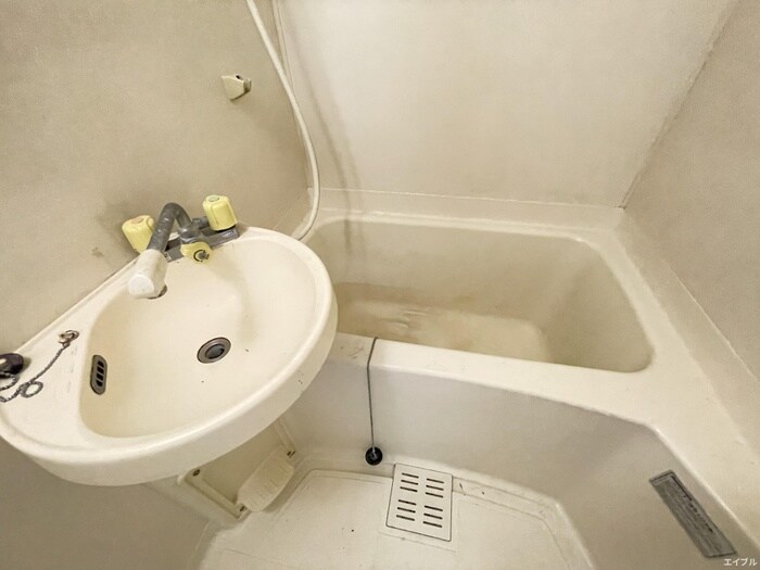 物件内観写真12　(バス／シャワールーム等)