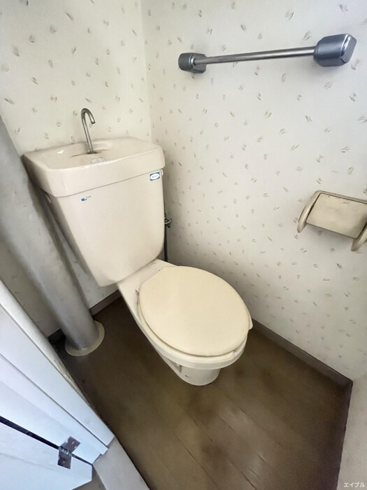 物件内観写真13　(トイレ)