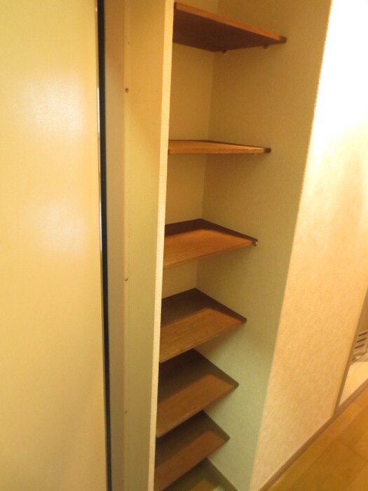 物件内観写真16　(靴箱)