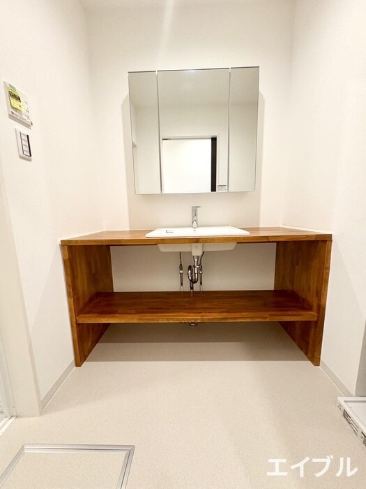 物件内観写真13　(洗面)