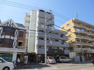 荒駒ビル５外観写真