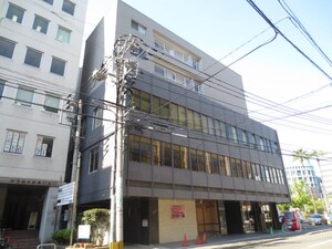 よしみビル外観写真