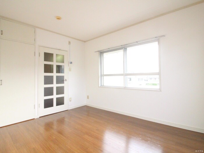 物件内観写真9　(居室)