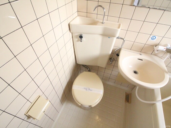 物件内観写真13　(トイレ)