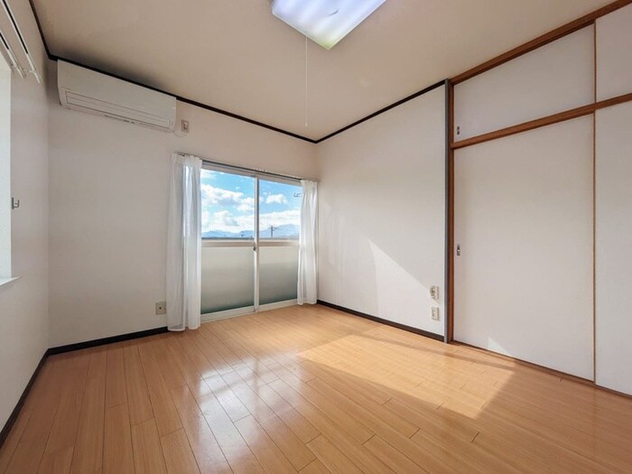 物件内観写真5　(居室)