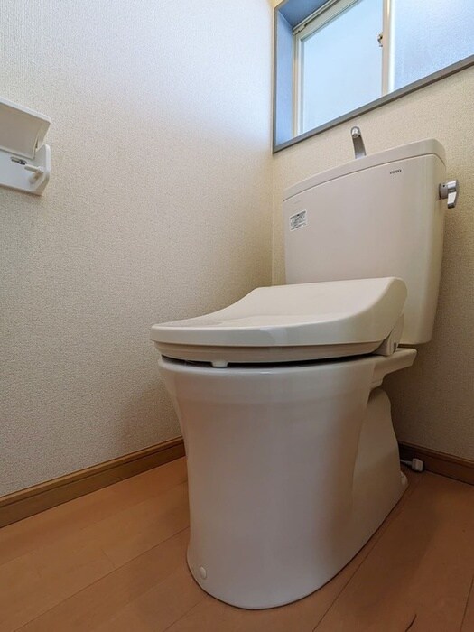 物件内観写真9　(トイレ)