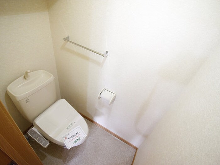 物件内観写真10　(トイレ)