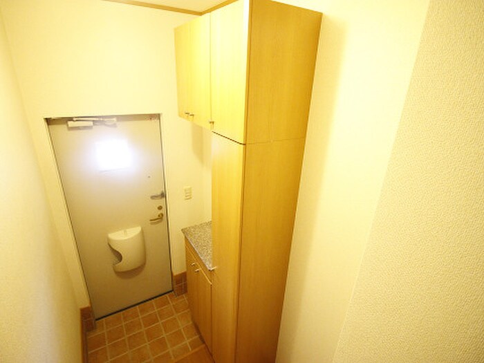 物件内観写真14　(靴箱)