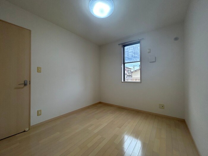 物件内観写真11　(居室)