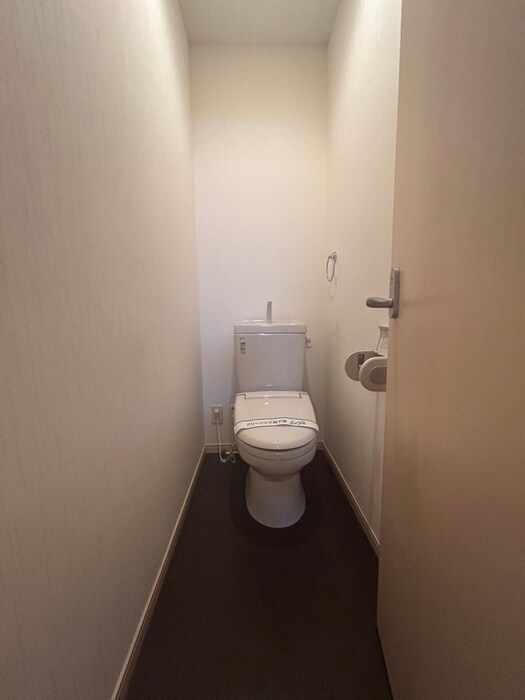 物件内観写真14　(トイレ)