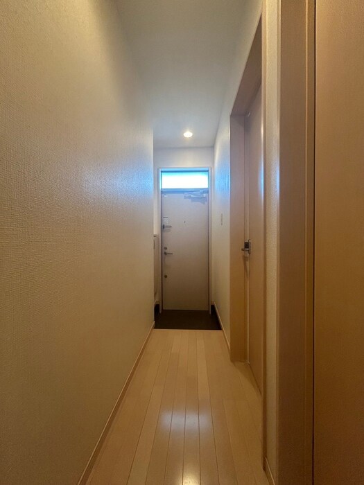 物件内観写真19　(廊下)