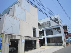 アディック友泉外観写真