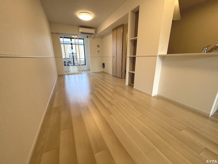 物件内観写真8　(居室)