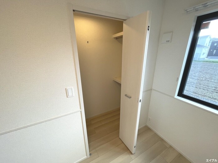 物件内観写真10　(収納)