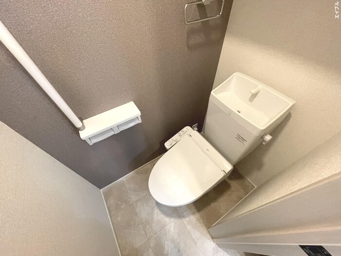 物件内観写真13　(トイレ)