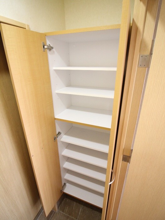 物件内観写真17　(靴箱)