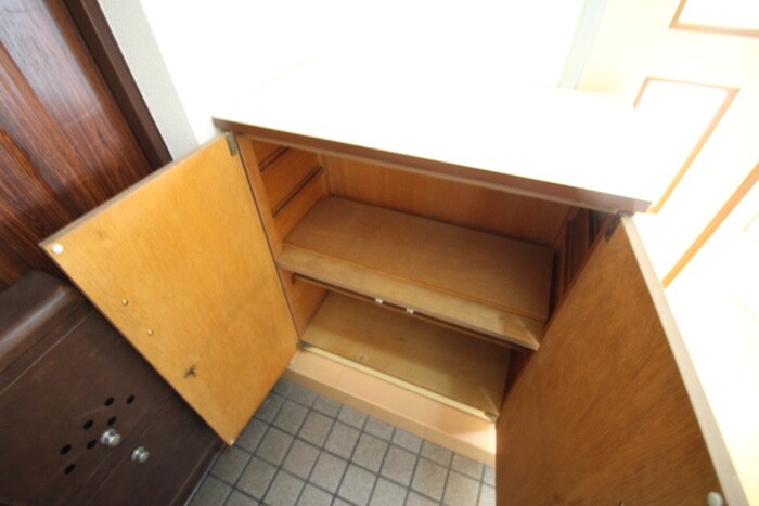 物件内観写真13　(靴箱)