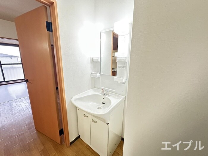 物件内観写真10　(洗面)