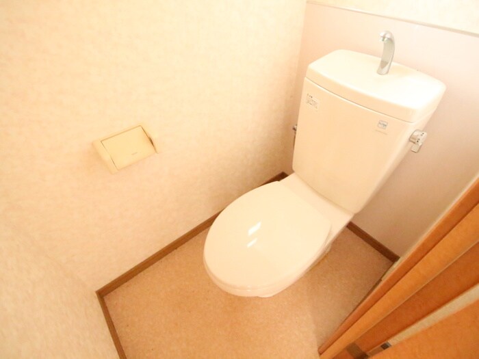 物件内観写真11　(トイレ)