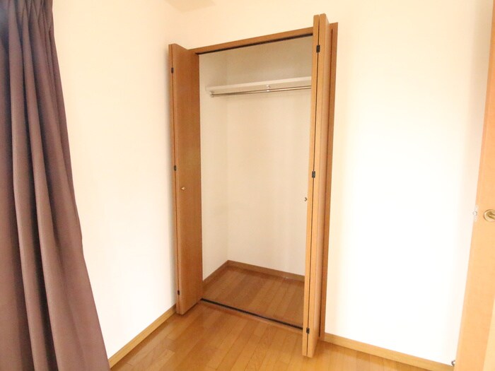 物件内観写真13　(収納)