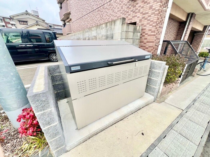 物件外観写真4　(建物設備)