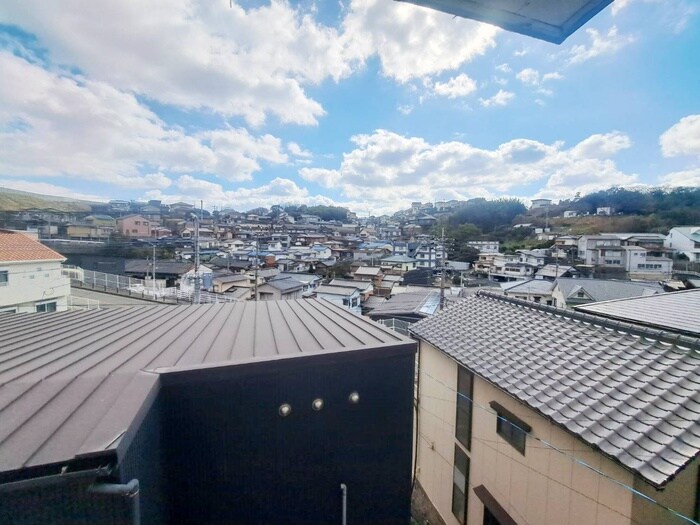 物件内観写真13　(室内からの展望)