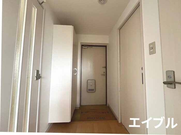 物件内観写真16　(廊下)