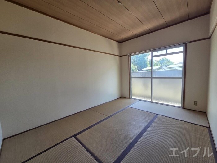 物件内観写真9　(居室)