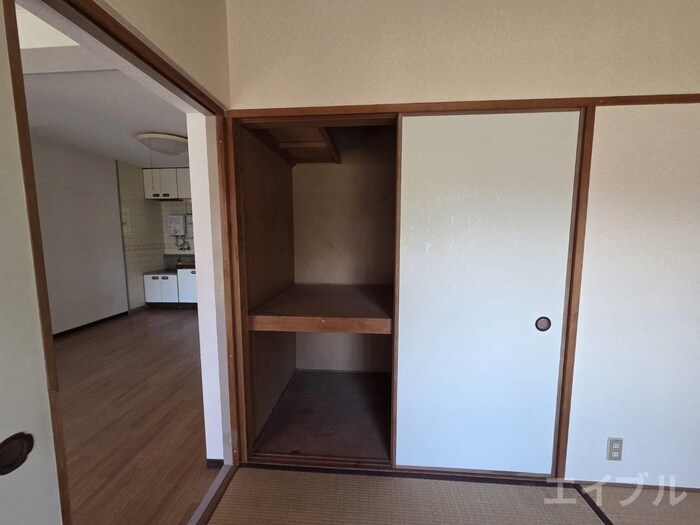 物件内観写真15　(収納)