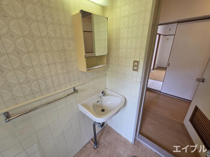 物件内観写真15　(洗面)