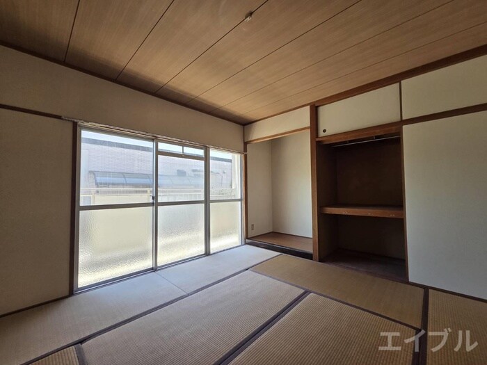 物件内観写真16　(居室)