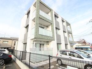 カサベルデ原町駅前外観写真