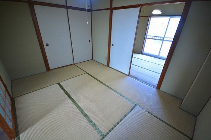 物件内観写真5　(居室)