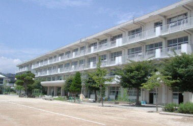 物件外観写真3　(周辺環境)