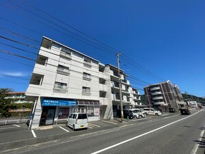 レジデンスカヂアル外観写真